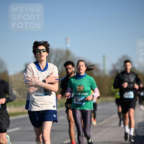 06.04.2025 - 44. Internationalen Wilhelmsburger Insellauf Dr. Thomas Lammeyer http://msf.ph/oto/7552450 06.04.2025 09:26:17 Laufen 3512, 5026 meine-sportfotos.de