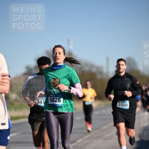 06.04.2025 - 44. Internationalen Wilhelmsburger Insellauf Dr. Thomas Lammeyer http://msf.ph/oto/7552458 06.04.2025 09:26:18 Laufen 341, 5026, 3350 meine-sportfotos.de