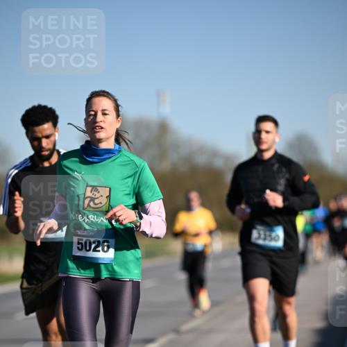 06.04.2025 - 44. Internationalen Wilhelmsburger Insellauf Dr. Thomas Lammeyer http://msf.ph/oto/7552467 06.04.2025 09:26:19 Laufen 5026, 3150 meine-sportfotos.de