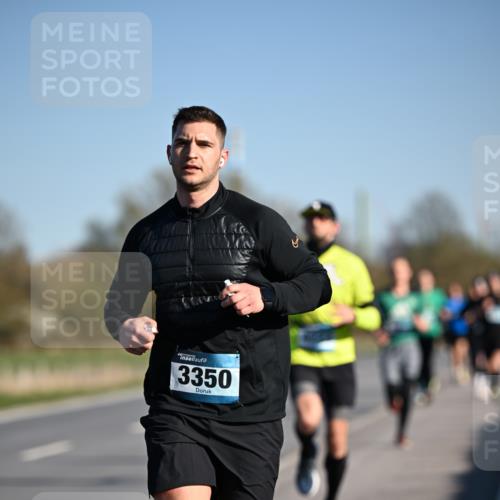 06.04.2025 - 44. Internationalen Wilhelmsburger Insellauf Dr. Thomas Lammeyer http://msf.ph/oto/7552479 06.04.2025 09:26:20 Laufen 3350 meine-sportfotos.de