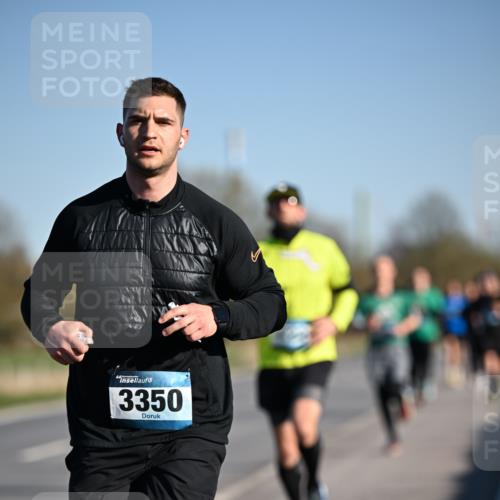 06.04.2025 - 44. Internationalen Wilhelmsburger Insellauf Dr. Thomas Lammeyer http://msf.ph/oto/7552485 06.04.2025 09:26:21 Laufen 3350 meine-sportfotos.de