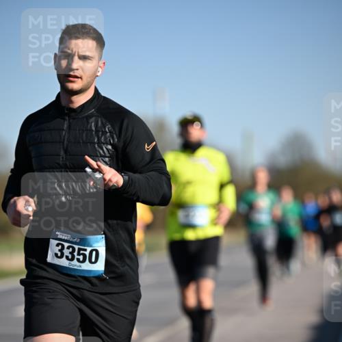 06.04.2025 - 44. Internationalen Wilhelmsburger Insellauf Dr. Thomas Lammeyer http://msf.ph/oto/7552486 06.04.2025 09:26:21 Laufen 3350 meine-sportfotos.de