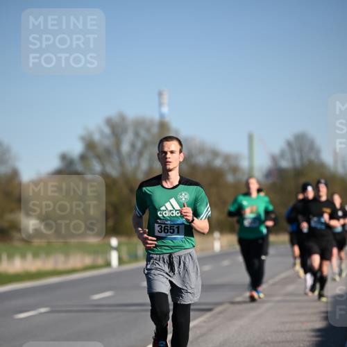 06.04.2025 - 44. Internationalen Wilhelmsburger Insellauf Dr. Thomas Lammeyer http://msf.ph/oto/7552509 06.04.2025 09:26:24 Laufen 3651 meine-sportfotos.de