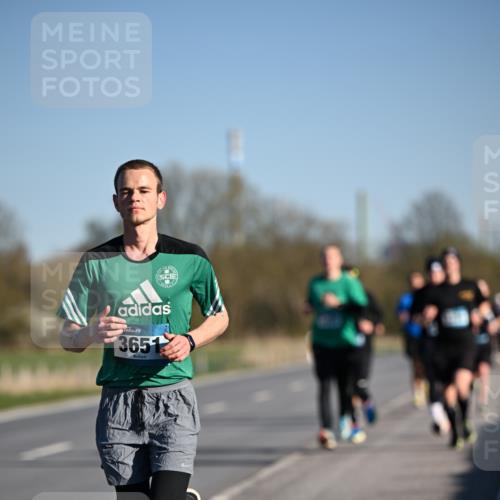 06.04.2025 - 44. Internationalen Wilhelmsburger Insellauf Dr. Thomas Lammeyer http://msf.ph/oto/7552524 06.04.2025 09:26:25 Laufen 3651 meine-sportfotos.de