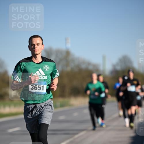 06.04.2025 - 44. Internationalen Wilhelmsburger Insellauf Dr. Thomas Lammeyer http://msf.ph/oto/7552526 06.04.2025 09:26:25 Laufen 3651 meine-sportfotos.de