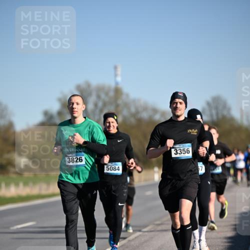 06.04.2025 - 44. Internationalen Wilhelmsburger Insellauf Dr. Thomas Lammeyer http://msf.ph/oto/7552543 06.04.2025 09:26:29 Laufen 3826, 5084, 3356, 67 meine-sportfotos.de