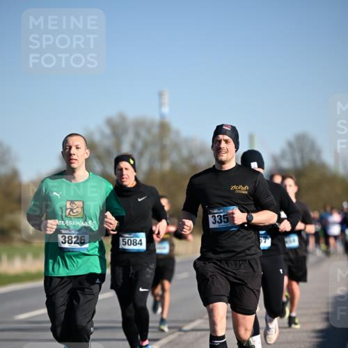 06.04.2025 - 44. Internationalen Wilhelmsburger Insellauf Dr. Thomas Lammeyer http://msf.ph/oto/7552552 06.04.2025 09:26:29 Laufen 3826, 5084, 335 meine-sportfotos.de