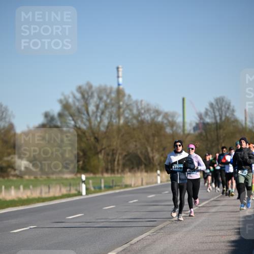 06.04.2025 - 44. Internationalen Wilhelmsburger Insellauf Dr. Thomas Lammeyer http://msf.ph/oto/7552629 06.04.2025 09:26:36 Laufen 5178, 3832 meine-sportfotos.de