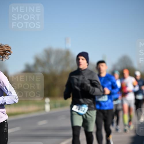 06.04.2025 - 44. Internationalen Wilhelmsburger Insellauf Dr. Thomas Lammeyer http://msf.ph/oto/7552675 06.04.2025 09:26:43 Laufen 3832 meine-sportfotos.de
