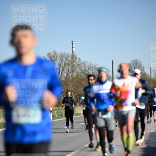 06.04.2025 - 44. Internationalen Wilhelmsburger Insellauf Dr. Thomas Lammeyer http://msf.ph/oto/7552704 06.04.2025 09:26:46 Laufen  meine-sportfotos.de