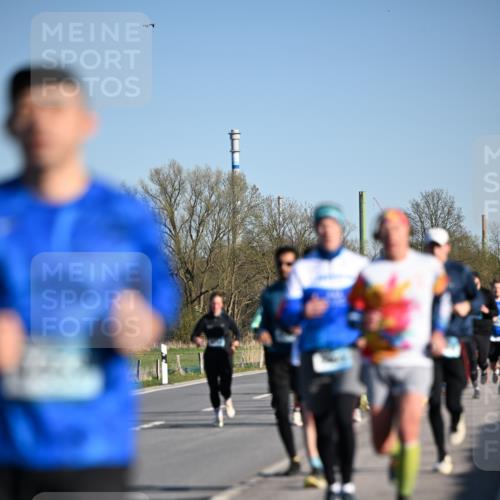 06.04.2025 - 44. Internationalen Wilhelmsburger Insellauf Dr. Thomas Lammeyer http://msf.ph/oto/7552707 06.04.2025 09:26:46 Laufen  meine-sportfotos.de