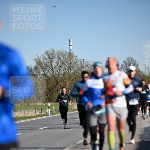06.04.2025 - 44. Internationalen Wilhelmsburger Insellauf Dr. Thomas Lammeyer http://msf.ph/oto/7552711 06.04.2025 09:26:46 Laufen  meine-sportfotos.de