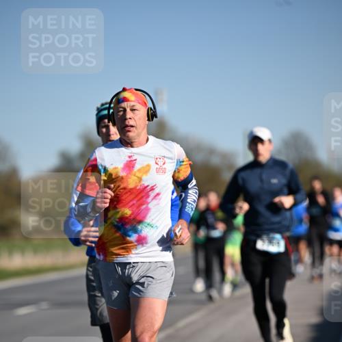 06.04.2025 - 44. Internationalen Wilhelmsburger Insellauf Dr. Thomas Lammeyer http://msf.ph/oto/7552732 06.04.2025 09:26:48 Laufen  meine-sportfotos.de