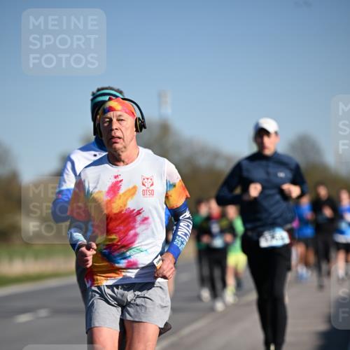 06.04.2025 - 44. Internationalen Wilhelmsburger Insellauf Dr. Thomas Lammeyer http://msf.ph/oto/7552734 06.04.2025 09:26:48 Laufen  meine-sportfotos.de