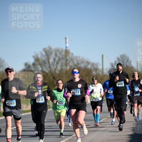 06.04.2025 - 44. Internationalen Wilhelmsburger Insellauf Dr. Thomas Lammeyer http://msf.ph/oto/7552778 06.04.2025 09:26:53 Laufen 4077, 3672, 4283, 5130, 3840, 42, 5098, 3760 meine-sportfotos.de