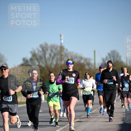 06.04.2025 - 44. Internationalen Wilhelmsburger Insellauf Dr. Thomas Lammeyer http://msf.ph/oto/7552780 06.04.2025 09:26:53 Laufen 4283, 5130, 3840, 4077, 3672, 5098, 3700 meine-sportfotos.de