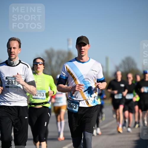 06.04.2025 - 44. Internationalen Wilhelmsburger Insellauf Dr. Thomas Lammeyer http://msf.ph/oto/7552885 06.04.2025 09:27:01 Laufen 3319, 4253, 4563 meine-sportfotos.de