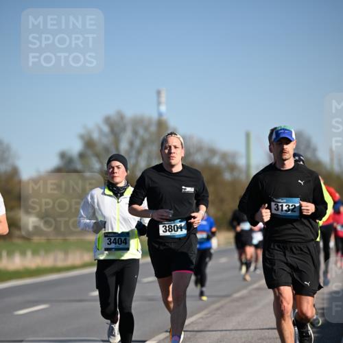 06.04.2025 - 44. Internationalen Wilhelmsburger Insellauf Dr. Thomas Lammeyer http://msf.ph/oto/7552926 06.04.2025 09:27:04 Laufen 3404, 38014, 3132 meine-sportfotos.de