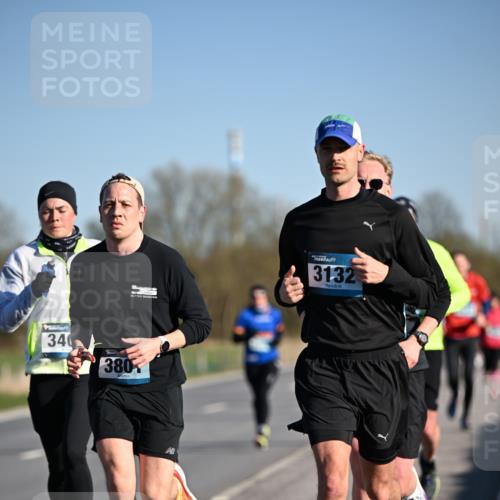 06.04.2025 - 44. Internationalen Wilhelmsburger Insellauf Dr. Thomas Lammeyer http://msf.ph/oto/7552942 06.04.2025 09:27:06 Laufen 340, 380, 3132 meine-sportfotos.de