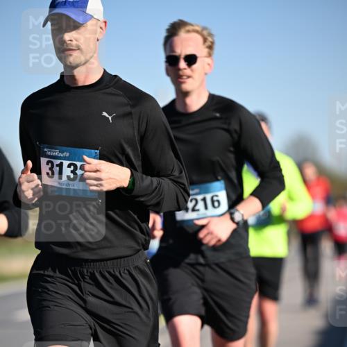 06.04.2025 - 44. Internationalen Wilhelmsburger Insellauf Dr. Thomas Lammeyer http://msf.ph/oto/7552958 06.04.2025 09:27:07 Laufen 44, 313, 216 meine-sportfotos.de