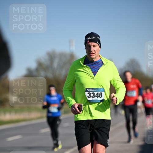 06.04.2025 - 44. Internationalen Wilhelmsburger Insellauf Dr. Thomas Lammeyer http://msf.ph/oto/7552971 06.04.2025 09:27:08 Laufen 3346 meine-sportfotos.de