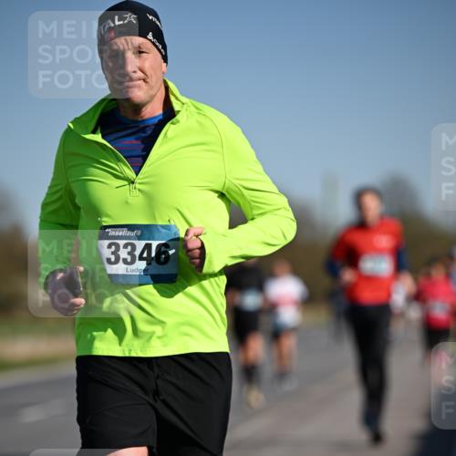 06.04.2025 - 44. Internationalen Wilhelmsburger Insellauf Dr. Thomas Lammeyer http://msf.ph/oto/7552985 06.04.2025 09:27:09 Laufen 3346 meine-sportfotos.de