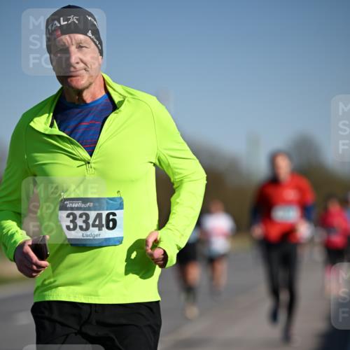 06.04.2025 - 44. Internationalen Wilhelmsburger Insellauf Dr. Thomas Lammeyer http://msf.ph/oto/7552986 06.04.2025 09:27:09 Laufen 3346 meine-sportfotos.de