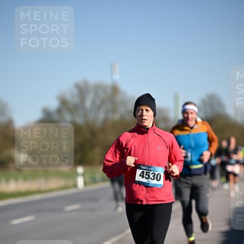 06.04.2025 - 44. Internationalen Wilhelmsburger Insellauf Dr. Thomas Lammeyer http://msf.ph/oto/7553069 06.04.2025 09:27:17 Laufen 4530 meine-sportfotos.de