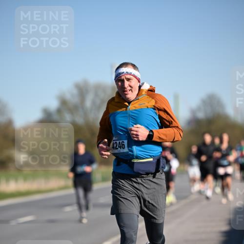 06.04.2025 - 44. Internationalen Wilhelmsburger Insellauf Dr. Thomas Lammeyer http://msf.ph/oto/7553094 06.04.2025 09:27:19 Laufen 4246 meine-sportfotos.de