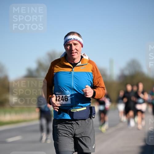 06.04.2025 - 44. Internationalen Wilhelmsburger Insellauf Dr. Thomas Lammeyer http://msf.ph/oto/7553102 06.04.2025 09:27:20 Laufen 1246 meine-sportfotos.de