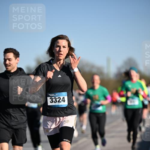 06.04.2025 - 44. Internationalen Wilhelmsburger Insellauf Dr. Thomas Lammeyer http://msf.ph/oto/7553212 06.04.2025 09:27:29 Laufen 3324 meine-sportfotos.de