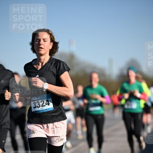06.04.2025 - 44. Internationalen Wilhelmsburger Insellauf Dr. Thomas Lammeyer http://msf.ph/oto/7553218 06.04.2025 09:27:29 Laufen 3324 meine-sportfotos.de
