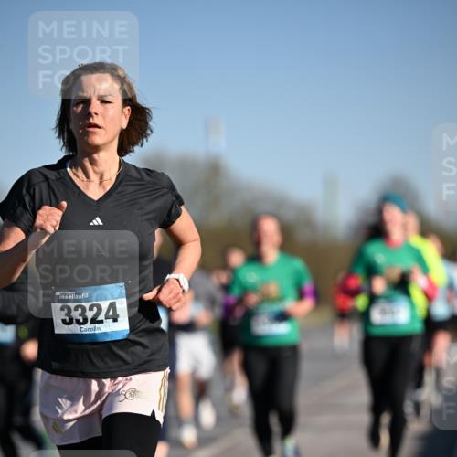 06.04.2025 - 44. Internationalen Wilhelmsburger Insellauf Dr. Thomas Lammeyer http://msf.ph/oto/7553222 06.04.2025 09:27:30 Laufen 3324 meine-sportfotos.de