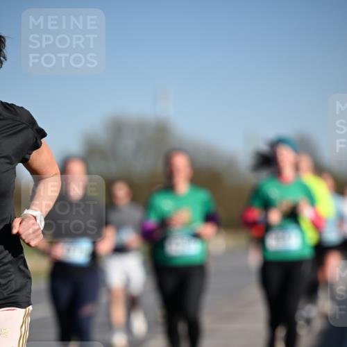 06.04.2025 - 44. Internationalen Wilhelmsburger Insellauf Dr. Thomas Lammeyer http://msf.ph/oto/7553231 06.04.2025 09:27:30 Laufen  meine-sportfotos.de