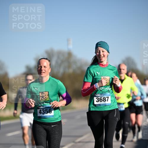 06.04.2025 - 44. Internationalen Wilhelmsburger Insellauf Dr. Thomas Lammeyer http://msf.ph/oto/7553242 06.04.2025 09:27:32 Laufen 4356, 3687 meine-sportfotos.de