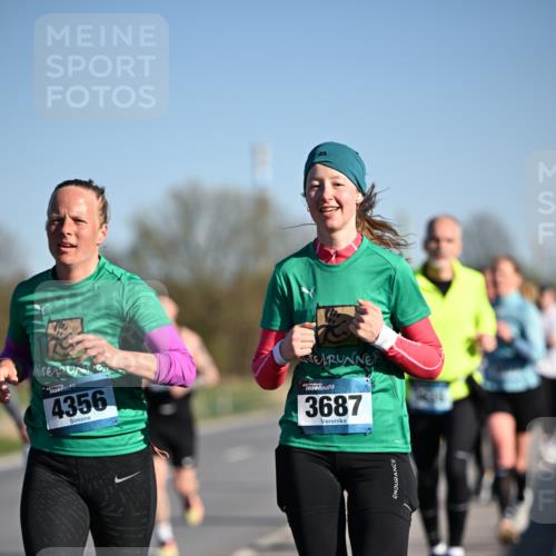 06.04.2025 - 44. Internationalen Wilhelmsburger Insellauf Dr. Thomas Lammeyer http://msf.ph/oto/7553250 06.04.2025 09:27:32 Laufen 4356, 3687 meine-sportfotos.de