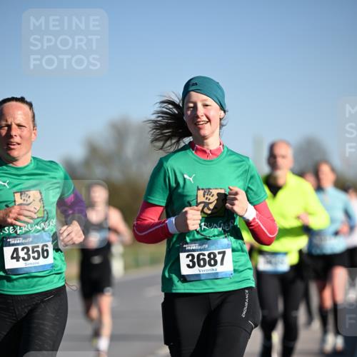 06.04.2025 - 44. Internationalen Wilhelmsburger Insellauf Dr. Thomas Lammeyer http://msf.ph/oto/7553255 06.04.2025 09:27:32 Laufen 4356, 3687 meine-sportfotos.de
