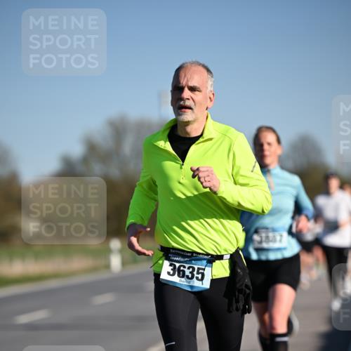 06.04.2025 - 44. Internationalen Wilhelmsburger Insellauf Dr. Thomas Lammeyer http://msf.ph/oto/7553273 06.04.2025 09:27:34 Laufen 3635, 13887 meine-sportfotos.de