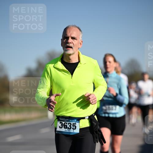 06.04.2025 - 44. Internationalen Wilhelmsburger Insellauf Dr. Thomas Lammeyer http://msf.ph/oto/7553278 06.04.2025 09:27:35 Laufen 44, 3635 meine-sportfotos.de