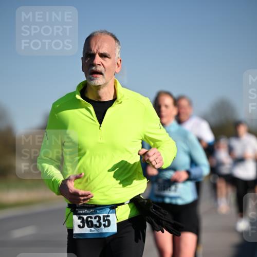 06.04.2025 - 44. Internationalen Wilhelmsburger Insellauf Dr. Thomas Lammeyer http://msf.ph/oto/7553282 06.04.2025 09:27:35 Laufen 3635 meine-sportfotos.de