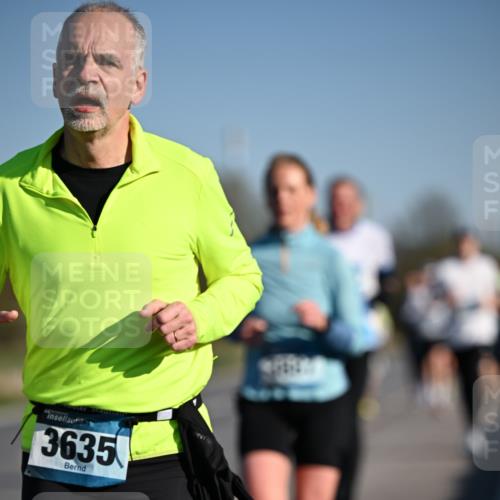 06.04.2025 - 44. Internationalen Wilhelmsburger Insellauf Dr. Thomas Lammeyer http://msf.ph/oto/7553288 06.04.2025 09:27:35 Laufen 3635 meine-sportfotos.de
