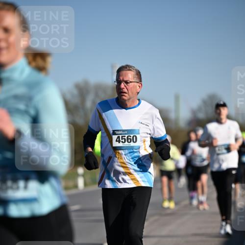 06.04.2025 - 44. Internationalen Wilhelmsburger Insellauf Dr. Thomas Lammeyer http://msf.ph/oto/7553290 06.04.2025 09:27:37 Laufen 4560 meine-sportfotos.de