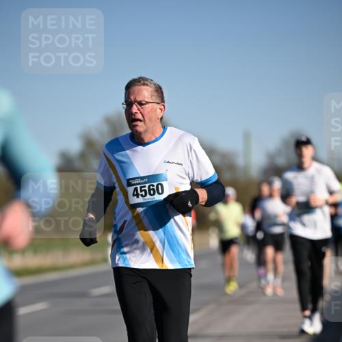 06.04.2025 - 44. Internationalen Wilhelmsburger Insellauf Dr. Thomas Lammeyer http://msf.ph/oto/7553294 06.04.2025 09:27:37 Laufen 4560 meine-sportfotos.de