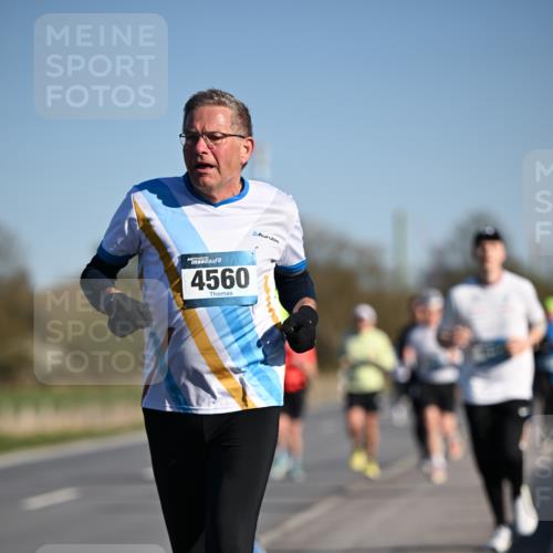 06.04.2025 - 44. Internationalen Wilhelmsburger Insellauf Dr. Thomas Lammeyer http://msf.ph/oto/7553299 06.04.2025 09:27:38 Laufen 4560 meine-sportfotos.de