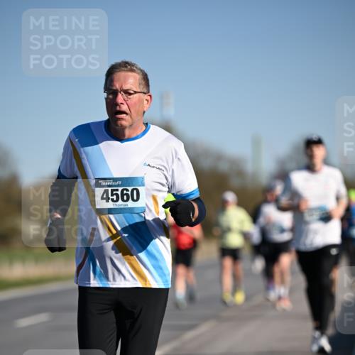 06.04.2025 - 44. Internationalen Wilhelmsburger Insellauf Dr. Thomas Lammeyer http://msf.ph/oto/7553301 06.04.2025 09:27:38 Laufen 4560 meine-sportfotos.de