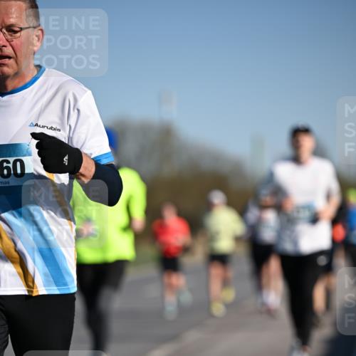 06.04.2025 - 44. Internationalen Wilhelmsburger Insellauf Dr. Thomas Lammeyer http://msf.ph/oto/7553313 06.04.2025 09:27:39 Laufen 60 meine-sportfotos.de