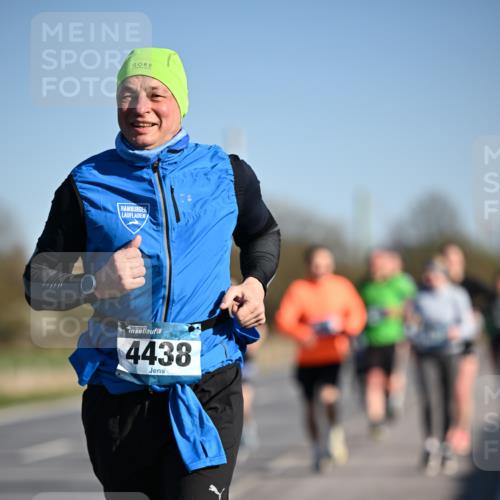 06.04.2025 - 44. Internationalen Wilhelmsburger Insellauf Dr. Thomas Lammeyer http://msf.ph/oto/7553439 06.04.2025 09:27:49 Laufen 4438 meine-sportfotos.de