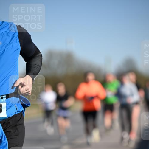 06.04.2025 - 44. Internationalen Wilhelmsburger Insellauf Dr. Thomas Lammeyer http://msf.ph/oto/7553449 06.04.2025 09:27:49 Laufen  meine-sportfotos.de