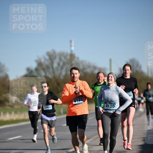 06.04.2025 - 44. Internationalen Wilhelmsburger Insellauf Dr. Thomas Lammeyer http://msf.ph/oto/7553465 06.04.2025 09:27:51 Laufen 3863, 4121, 4120, 90 meine-sportfotos.de