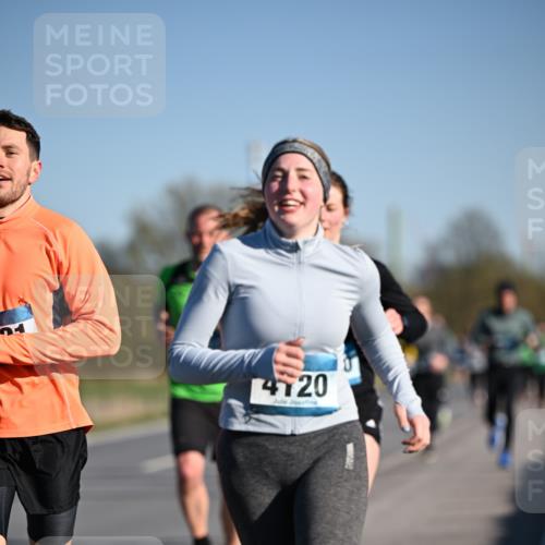 06.04.2025 - 44. Internationalen Wilhelmsburger Insellauf Dr. Thomas Lammeyer http://msf.ph/oto/7553503 06.04.2025 09:27:53 Laufen 4120 meine-sportfotos.de